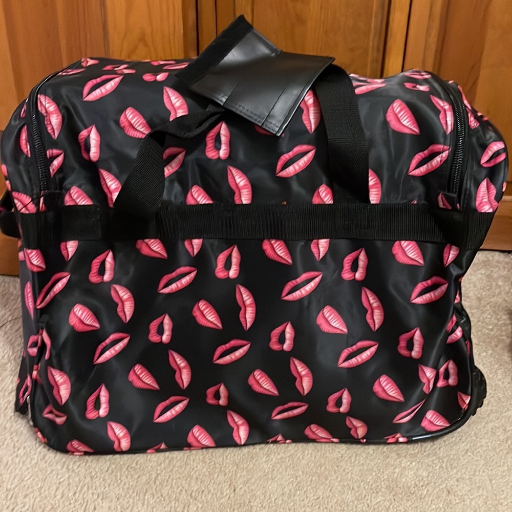 Luggage Set with Fun Design - Picture 2 of 6